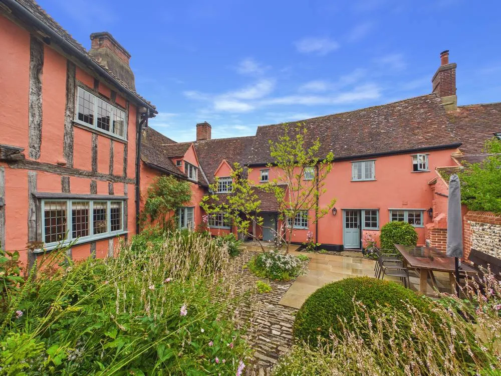 5 bed house to rent, The Croft, Bures, CO8
