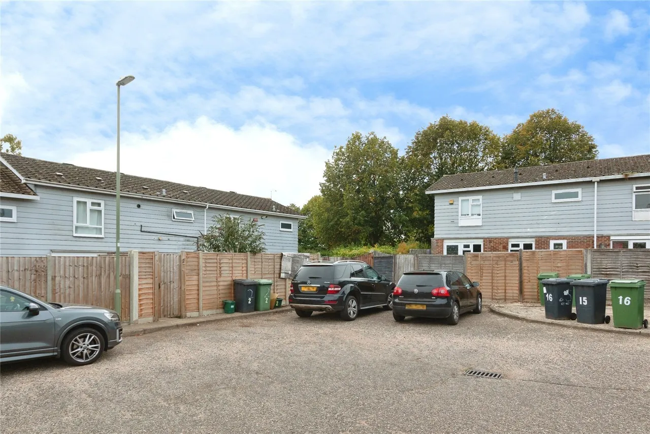 Dover Close, Basingstoke, RG23, photo 16