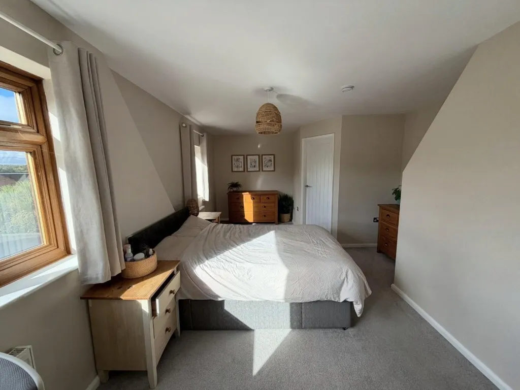 Sherwood Avenue, Northampton, photo 13