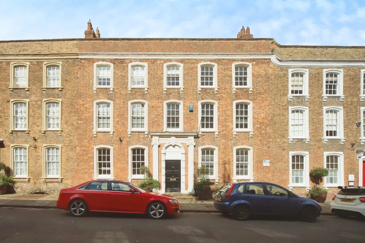 2 bed flat for sale, Castle Street, Bridgwater, TA6