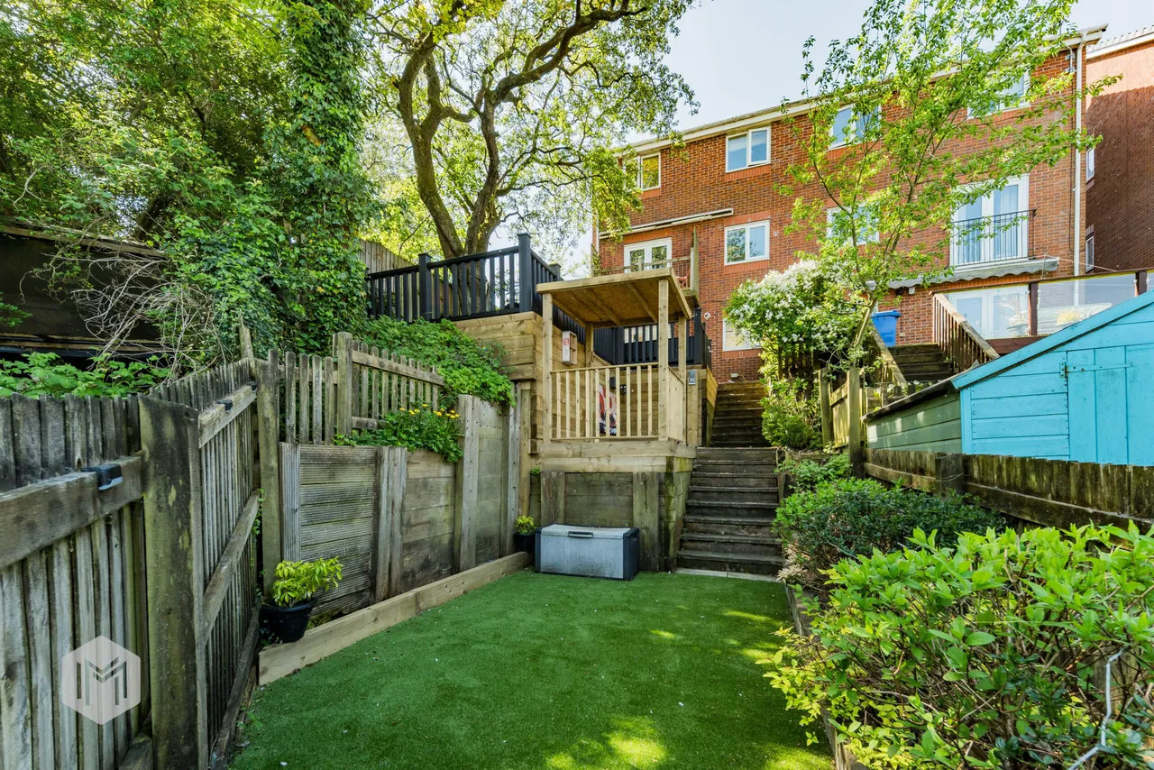 Valley View, Bury, BL8 1WN, photo 2