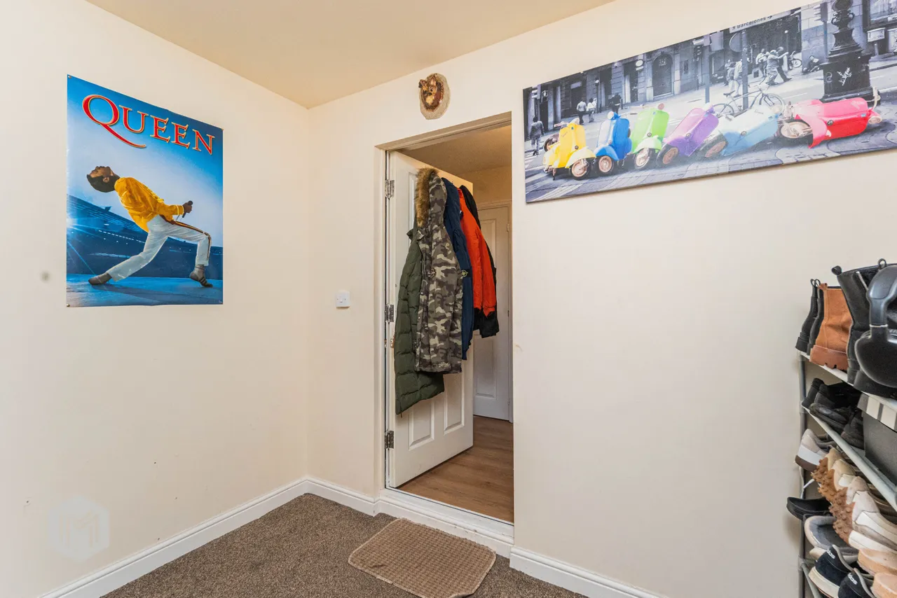 Valley View, Bury, BL8 1WN, photo 8