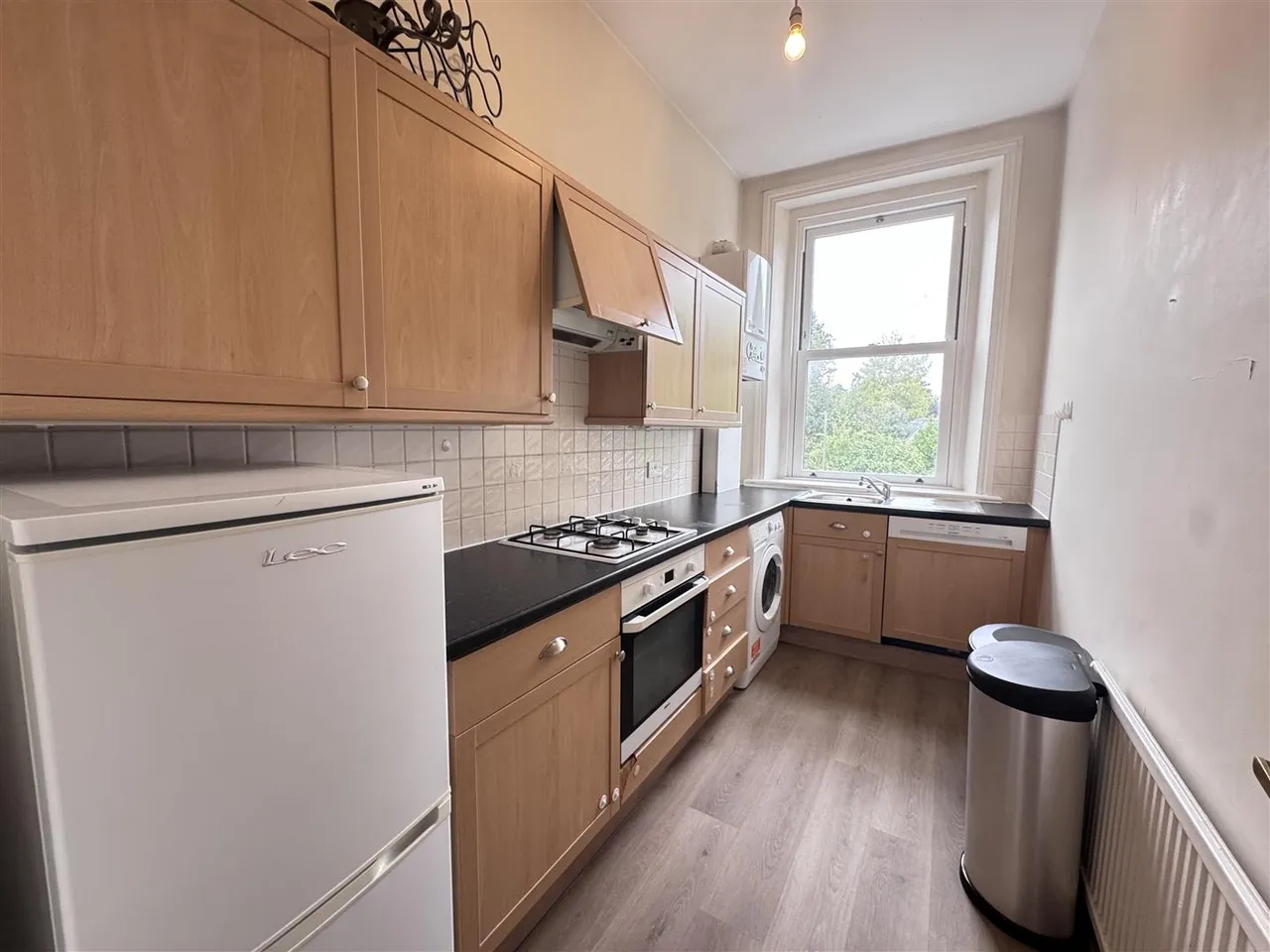 Oakleigh Park South, Whetstone, N20 9JU, photo 5