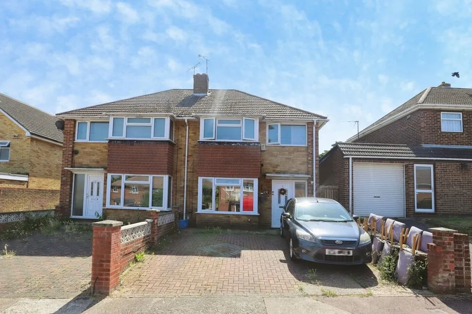 3 bed house for sale — Windmill Street, Rochester, Kent, ME2
