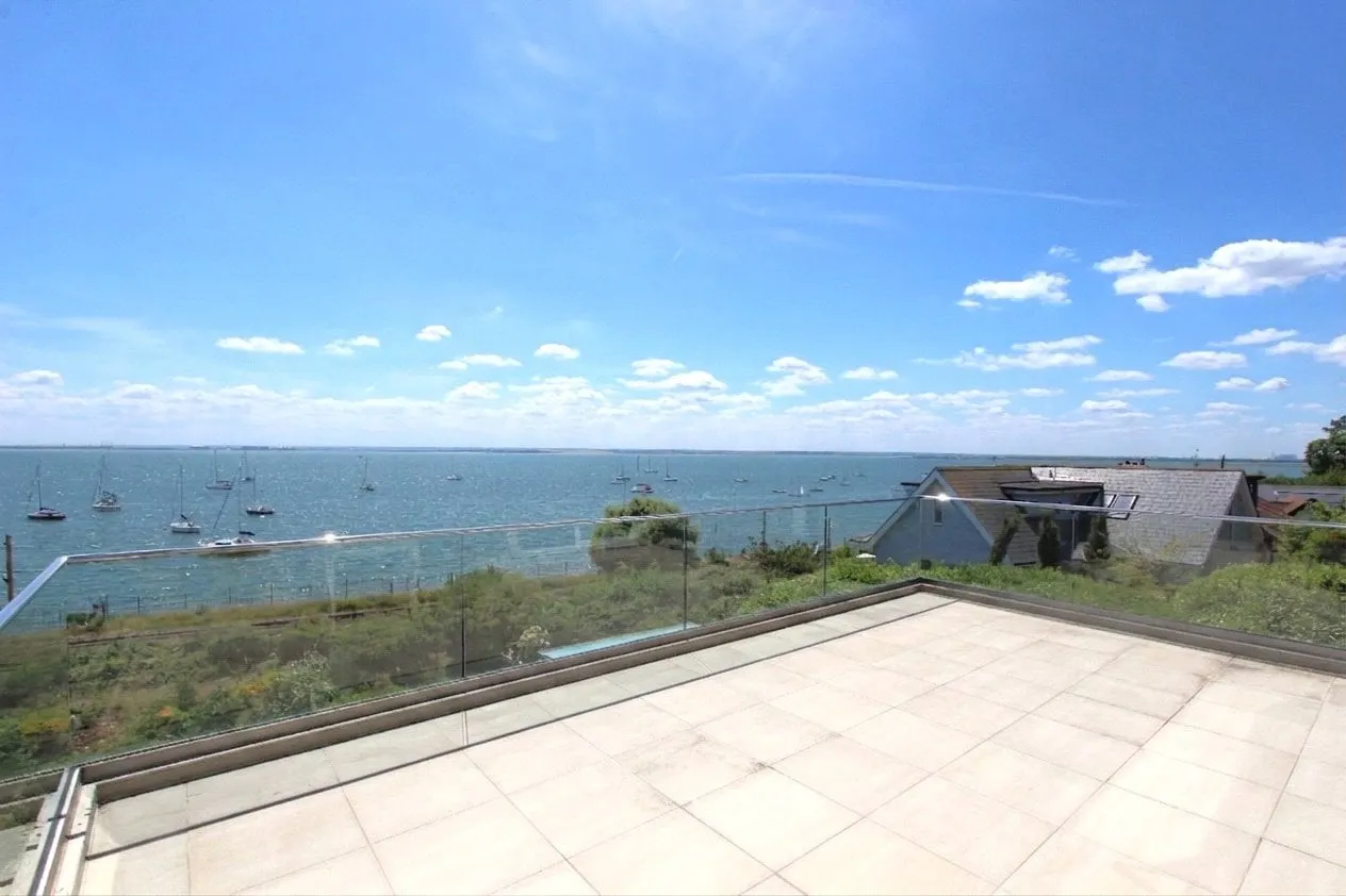 Undercliff Gardens, Leigh-on-Sea, Essex, SS9, photo 10