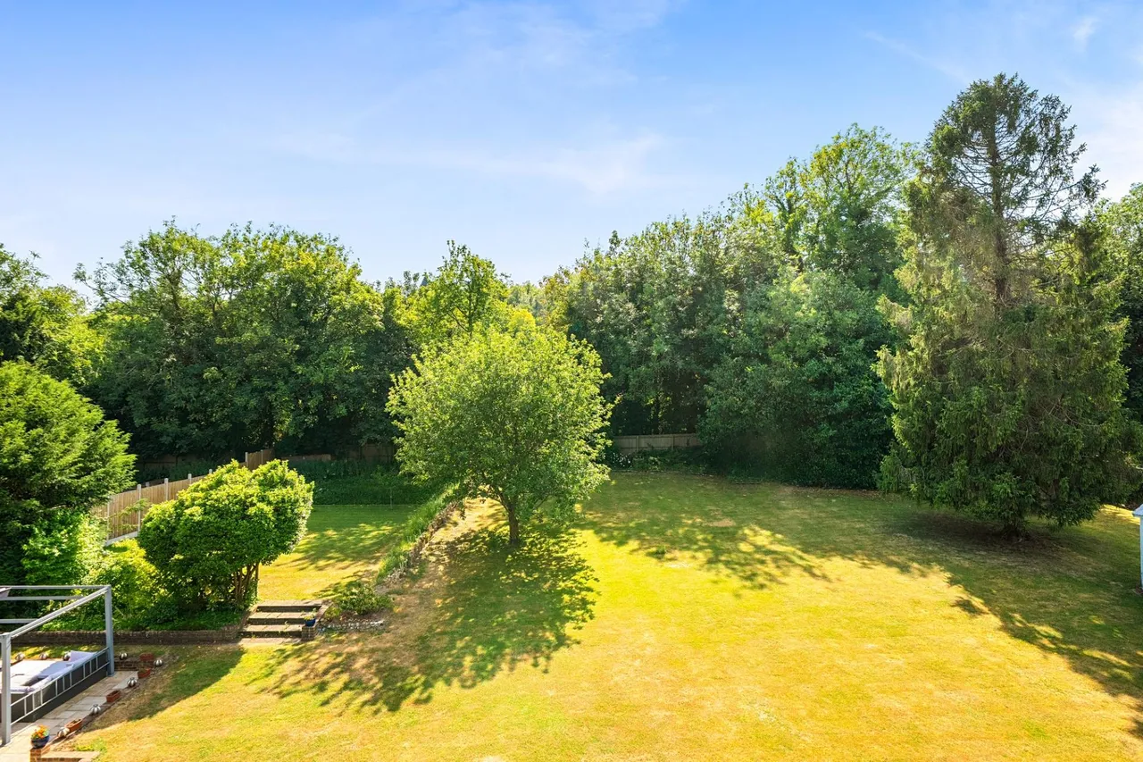The Avenue, Whyteleafe, CR3, photo 22