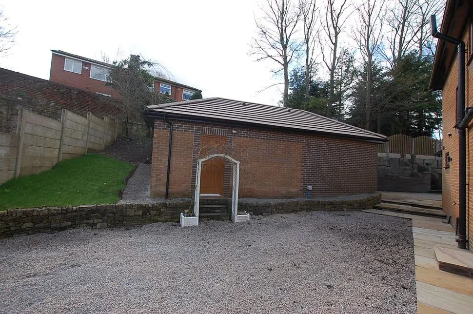 Pinewood Close, Dukinfield, SK16, photo 15