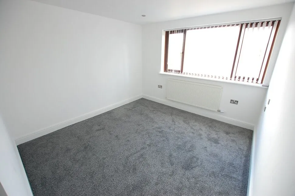 Pinewood Close, Dukinfield, SK16, photo 5