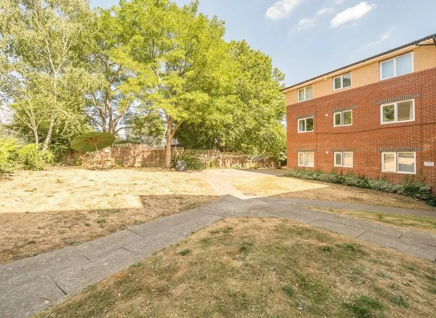 Cortis Road, London, SW15, photo 4