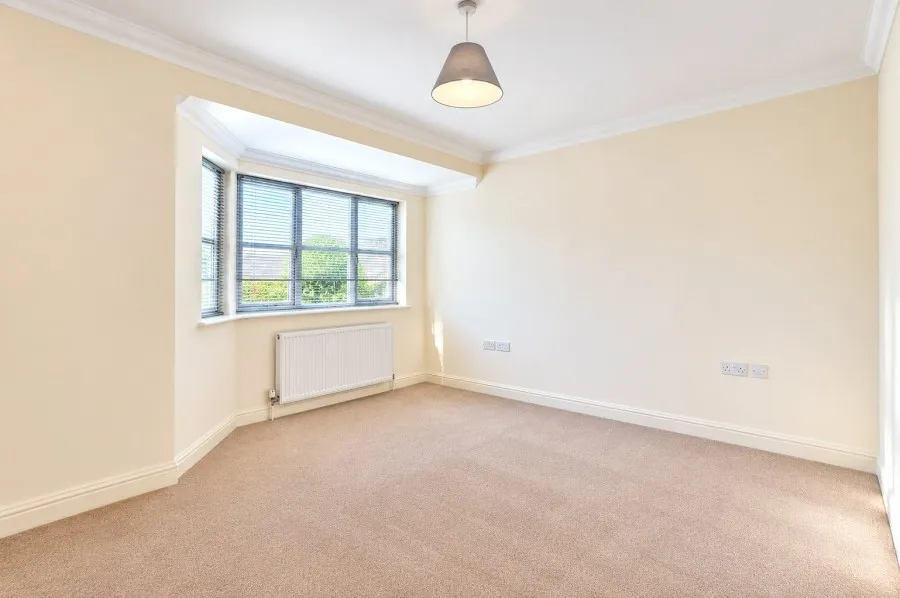 with 2 bedrooms in Linton, Cambridge, CB21, photo 8