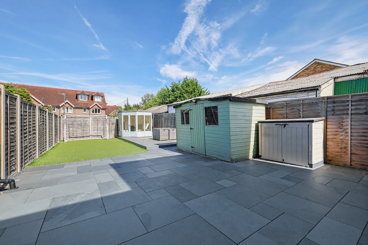 Balcombe Road, Horley, RH6, photo 11