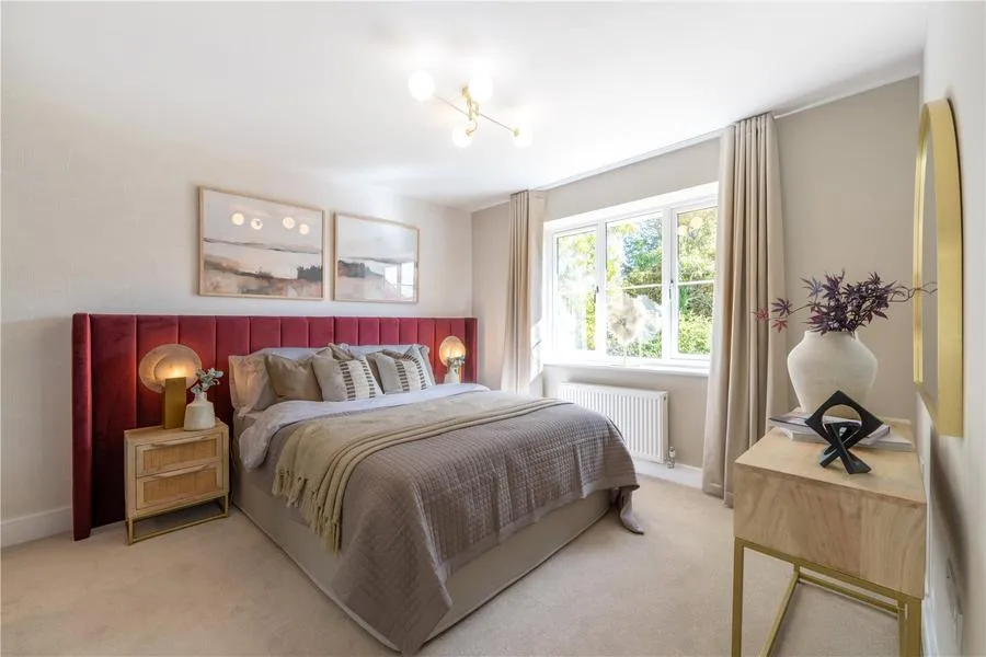 London Road, RG40, photo 6