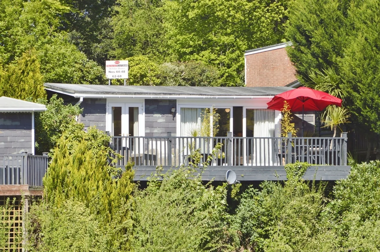 2 bed mobile home for sale, Glan Gwna Holiday Park, Caeathro, LL55