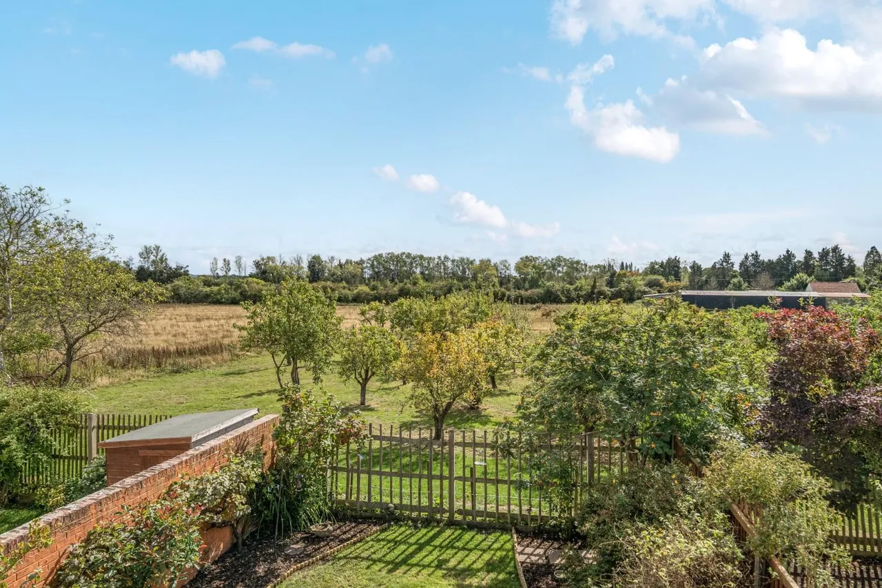 Winkfield Lane, Winkfield, photo 4