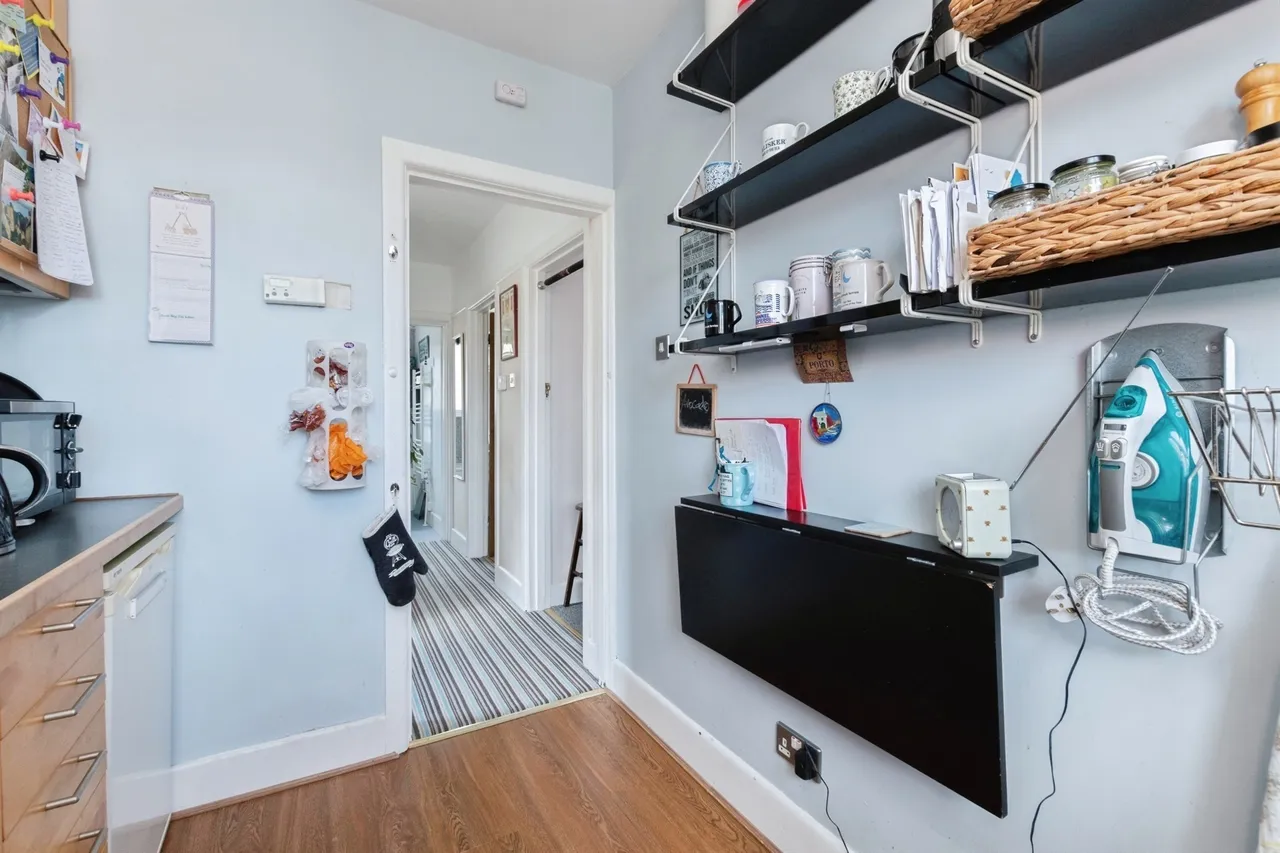 High Howe Gardens, Bournemouth, BH11, photo 11