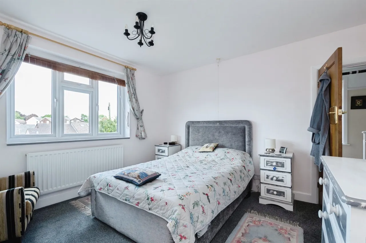 High Howe Gardens, Bournemouth, BH11, photo 12