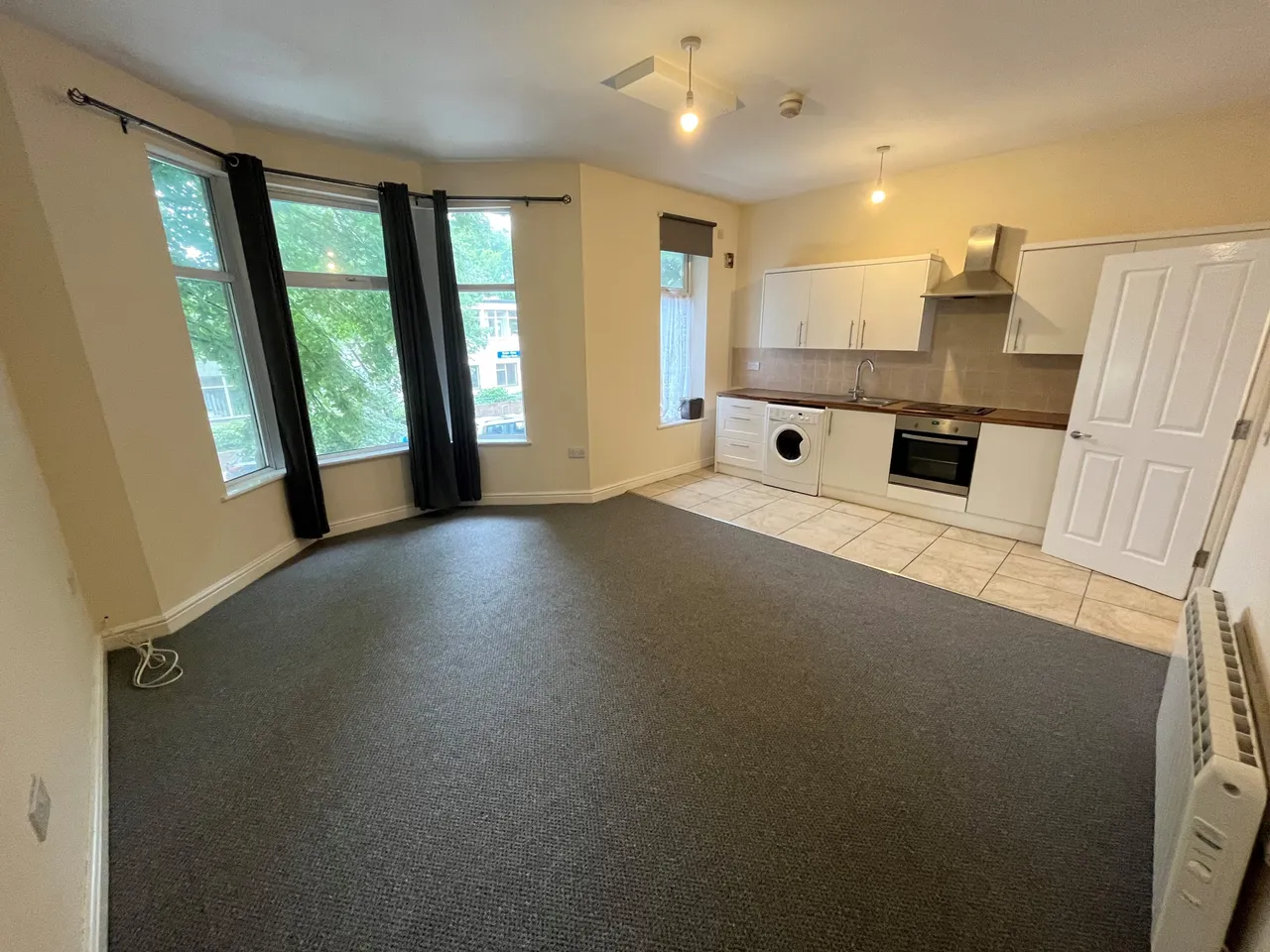2 bed flat to rent — Albany Court, Roath, Cardiff