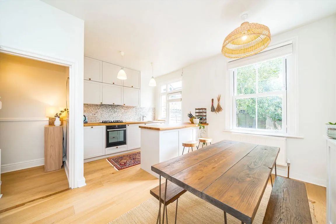 Balfour Road, W13, photo 3