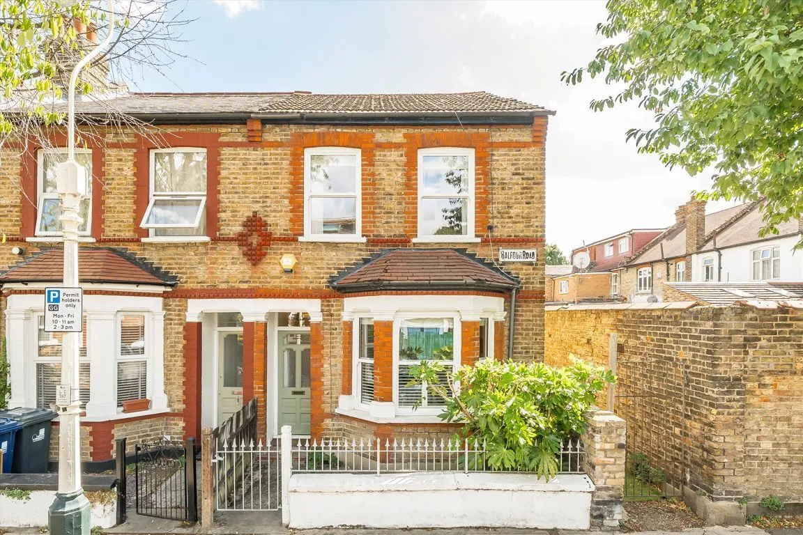2 bed property for sale, Balfour Road, W13