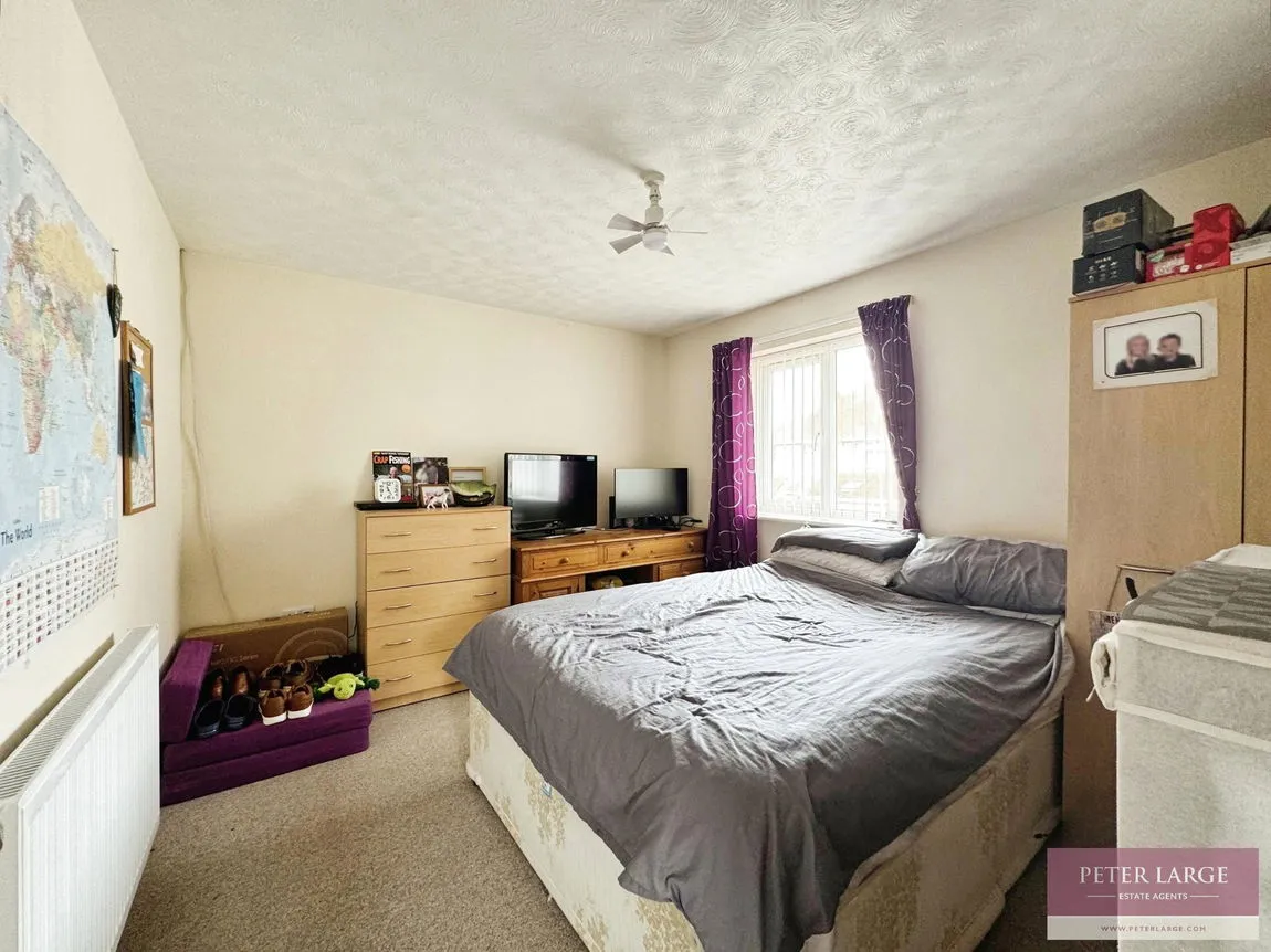 Off Lynton Walk, Rhyl, Denbighshire, LL18 3RW, photo 12