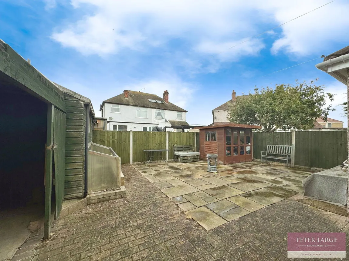 Off Lynton Walk, Rhyl, Denbighshire, LL18 3RW, photo 3