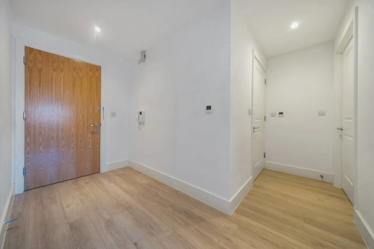 Pembroke Road, Ruislip, HA4, photo 17