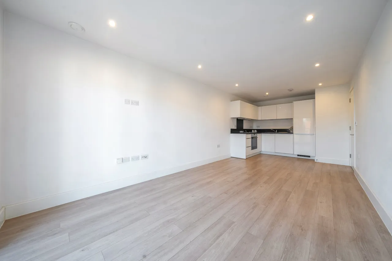 Pembroke Road, Ruislip, HA4, photo 3