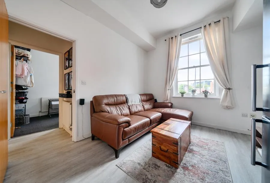 Waterloo Road, Bristol, BS2, photo 3