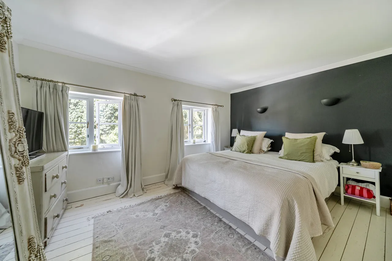 Middle Church Lane, Farnham, GU9, photo 3