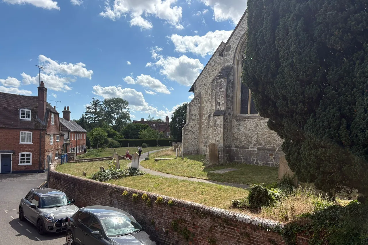 Middle Church Lane, Farnham, GU9, photo 5