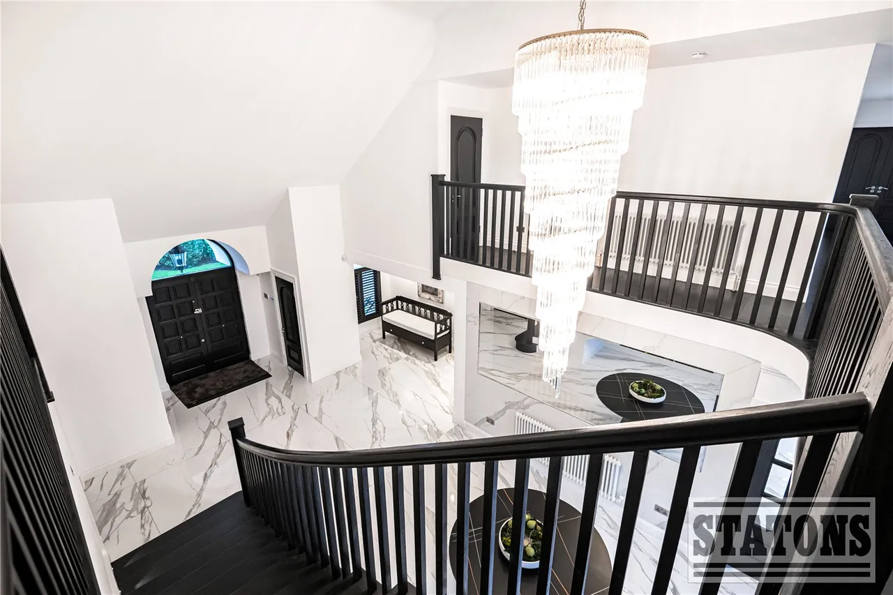 The Close, Totteridge, London, N20 8PJ, photo 16
