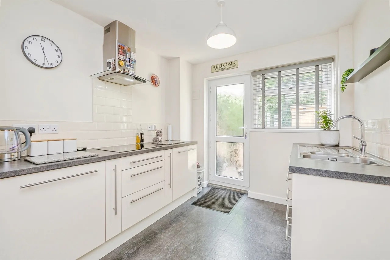 Brayford Place, Llanrumney, CF3, photo 7