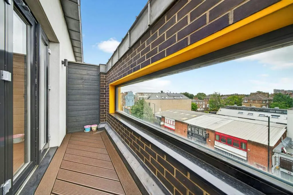 Seven Sisters Road, London, N7, photo 14