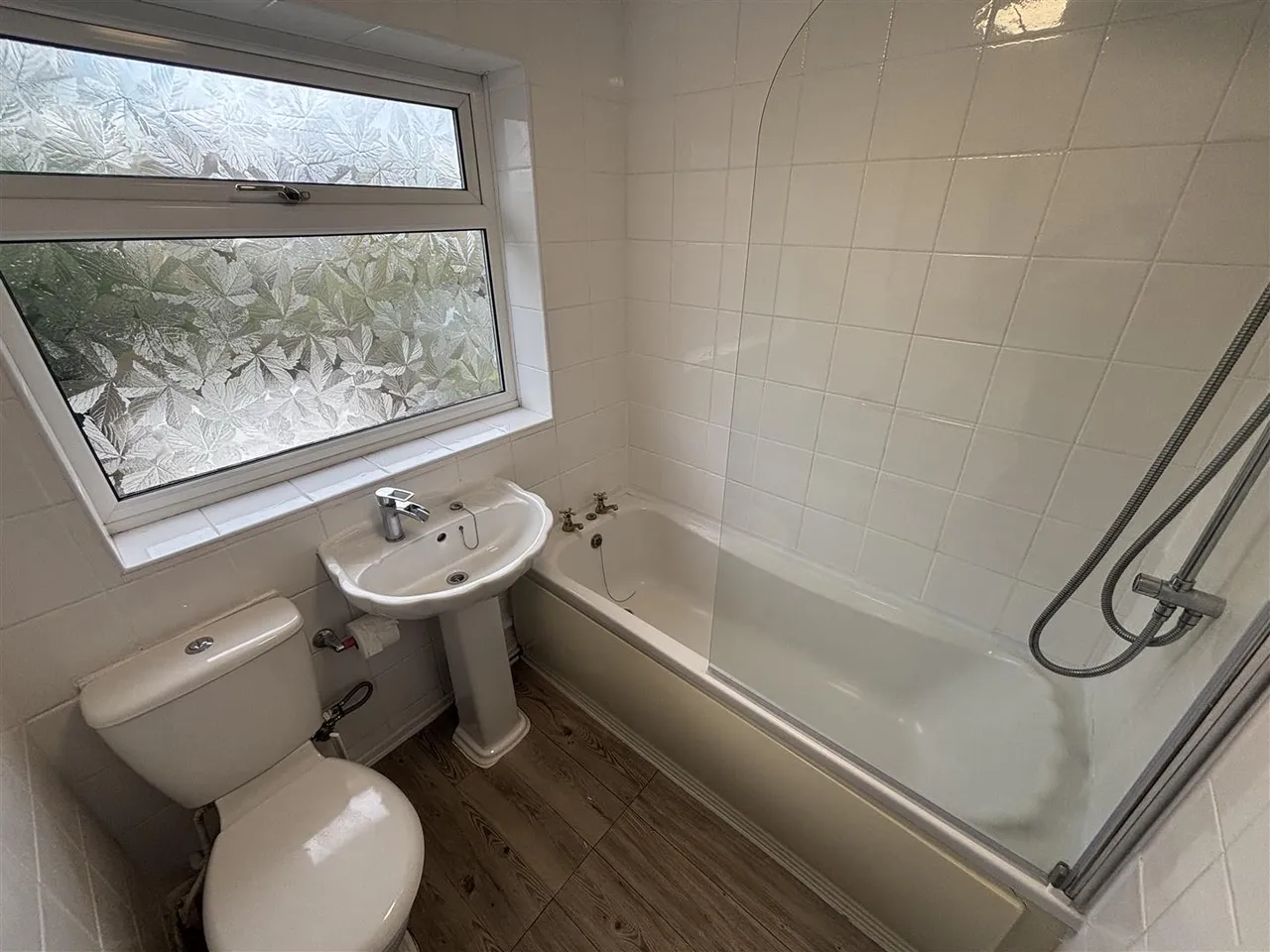 Benbecula Way, Manchester, M41, photo 10