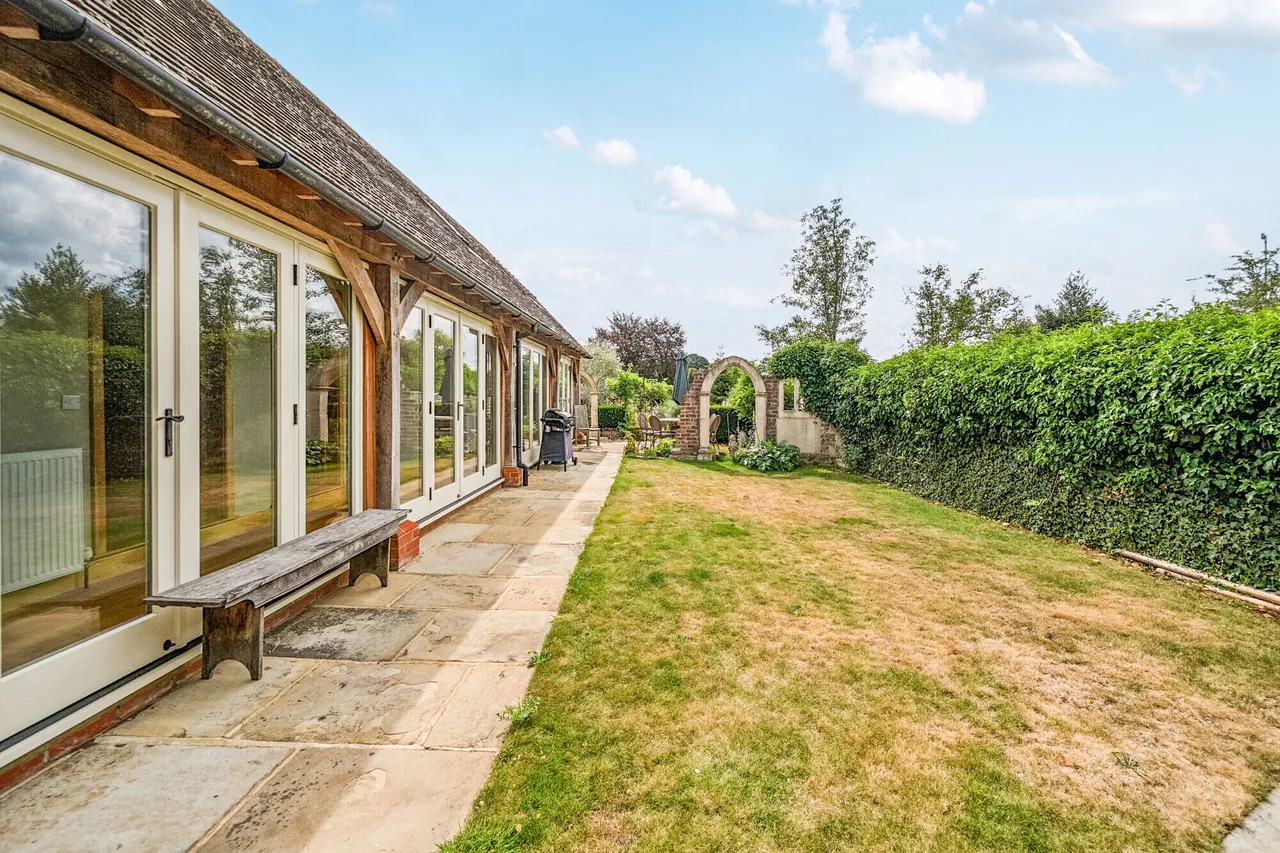 Tilford Street, Farnham, GU10, photo 8