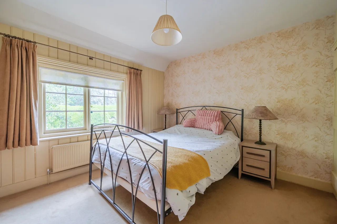 Tilford Street, Farnham, GU10, photo 6