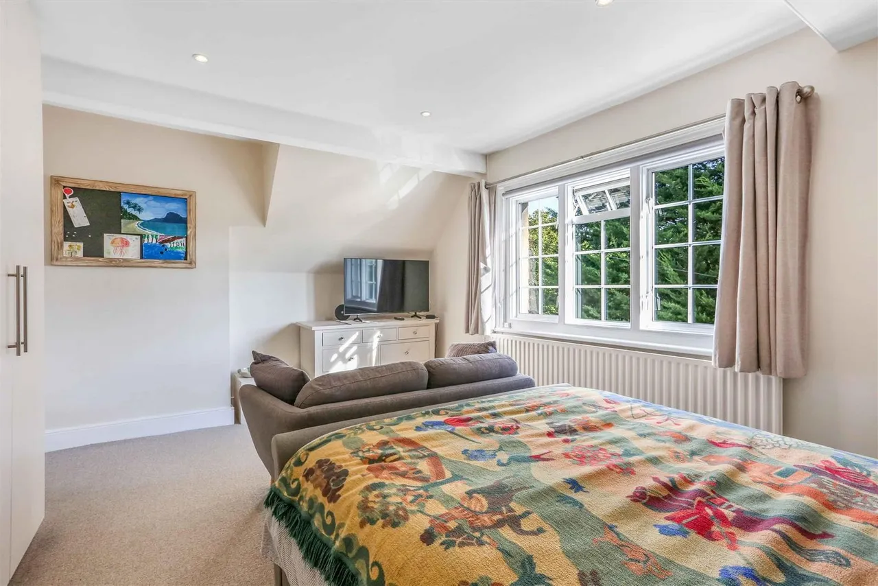 Peaches Court, Peaches Close, Cheam, Surrey, SM2 7BQ, photo 12