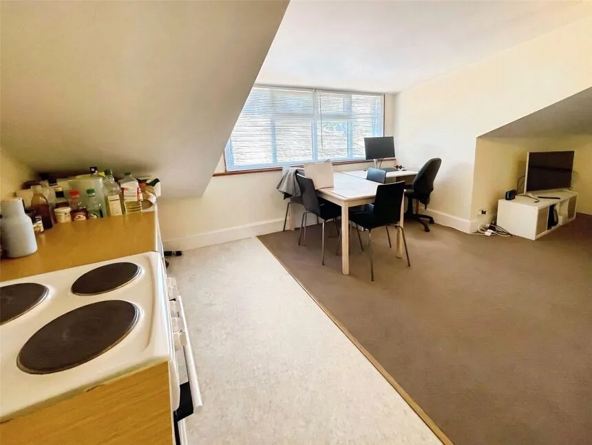 Avenue Road, Southampton, SO14, photo 2
