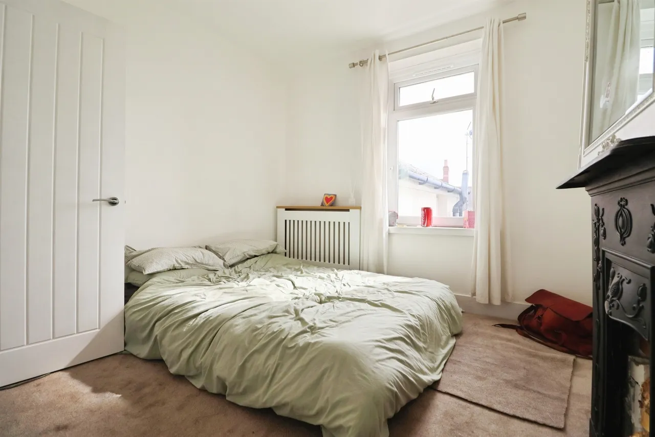 King Street, Penarth, CF64, photo 12