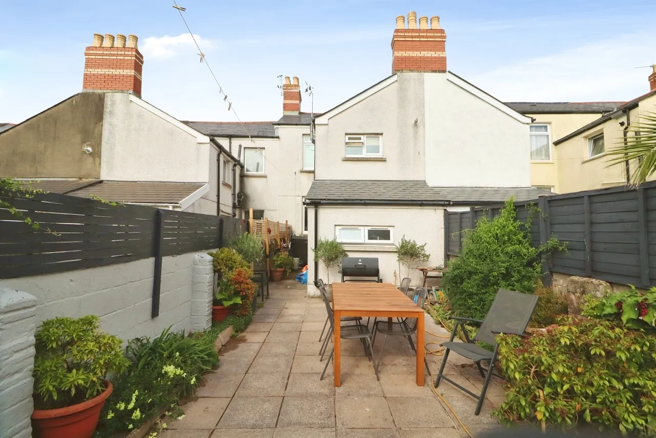 3 bed house for sale, King Street, Penarth, CF64