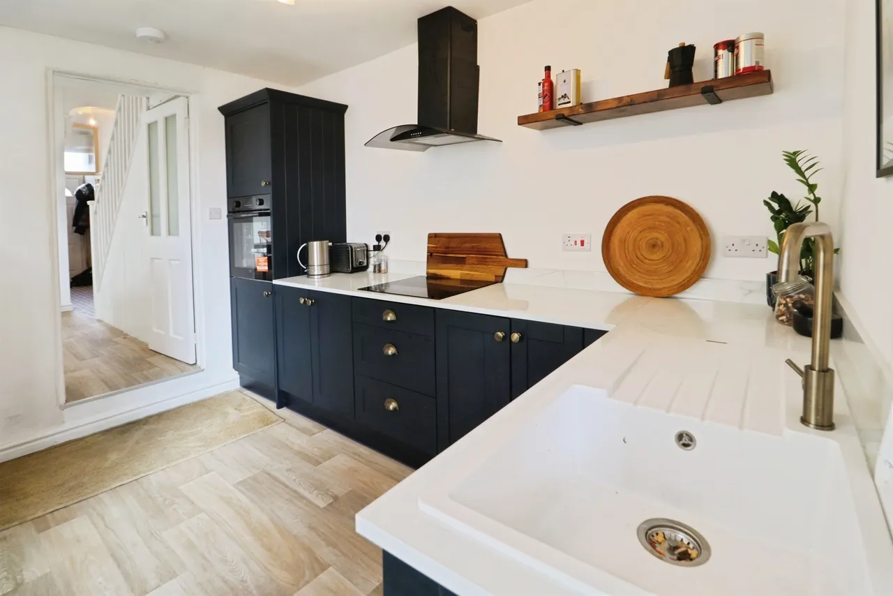 King Street, Penarth, CF64, photo 8