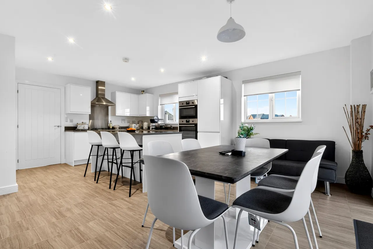 Peregrine Way, Newcastle Upon Tyne, NE15, photo 4