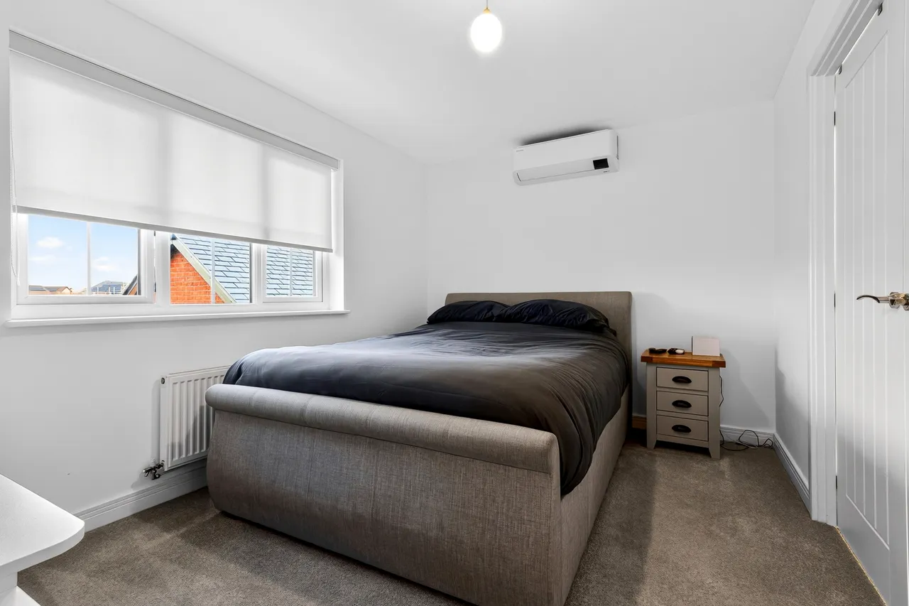 Peregrine Way, Newcastle Upon Tyne, NE15, photo 14