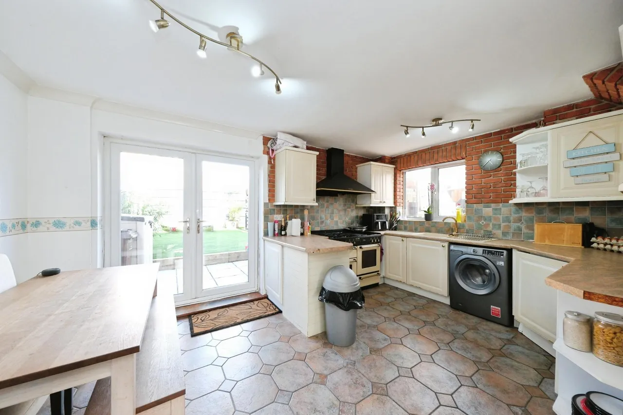Summerfields Way, Shipley View, DE7, photo 2