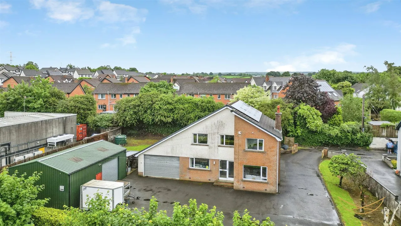 Old Larne Road, Ballynure, Ballyclare, BT39 9QB, photo 2