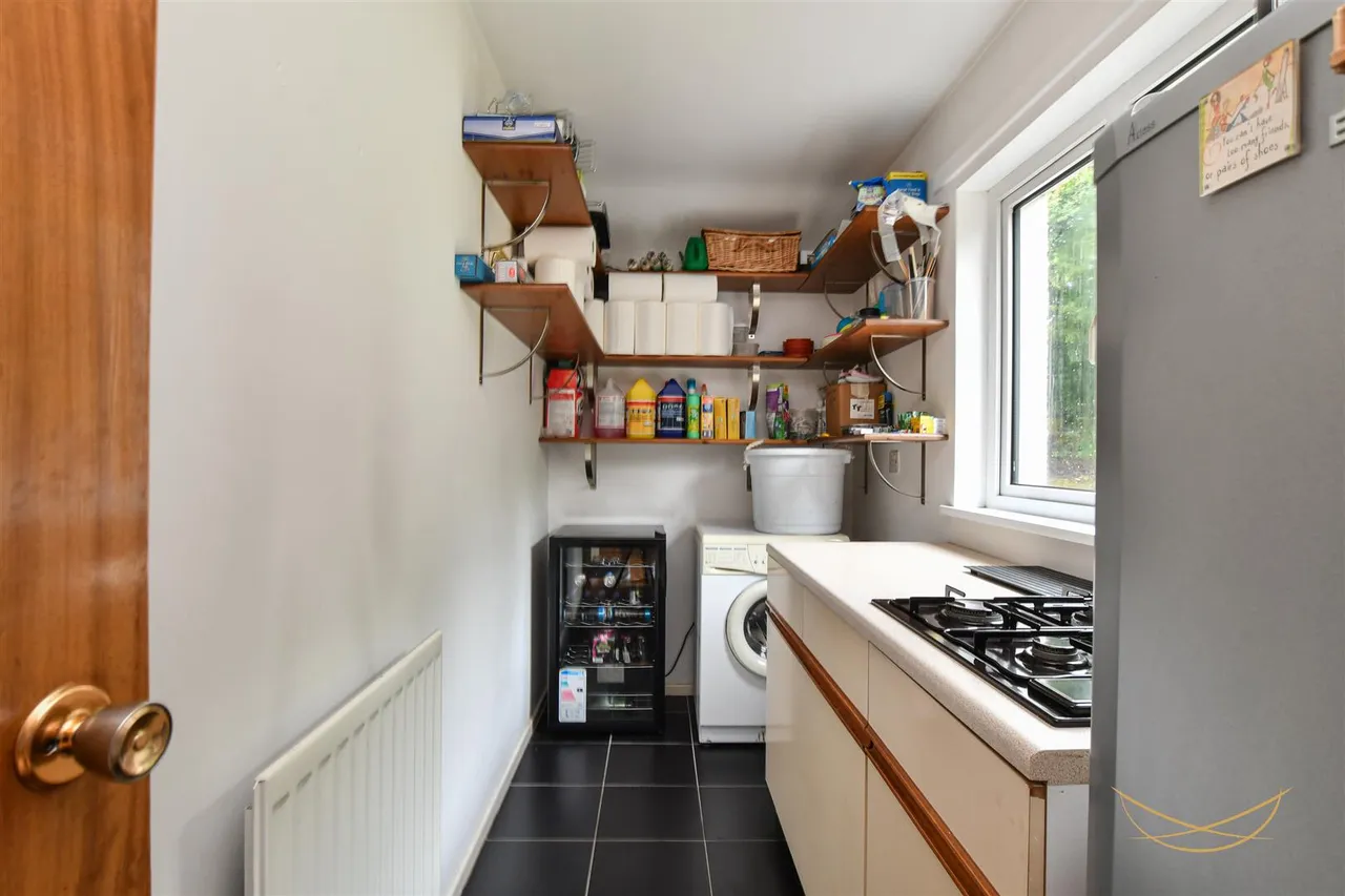 Old Larne Road, Ballynure, Ballyclare, BT39 9QB, photo 19