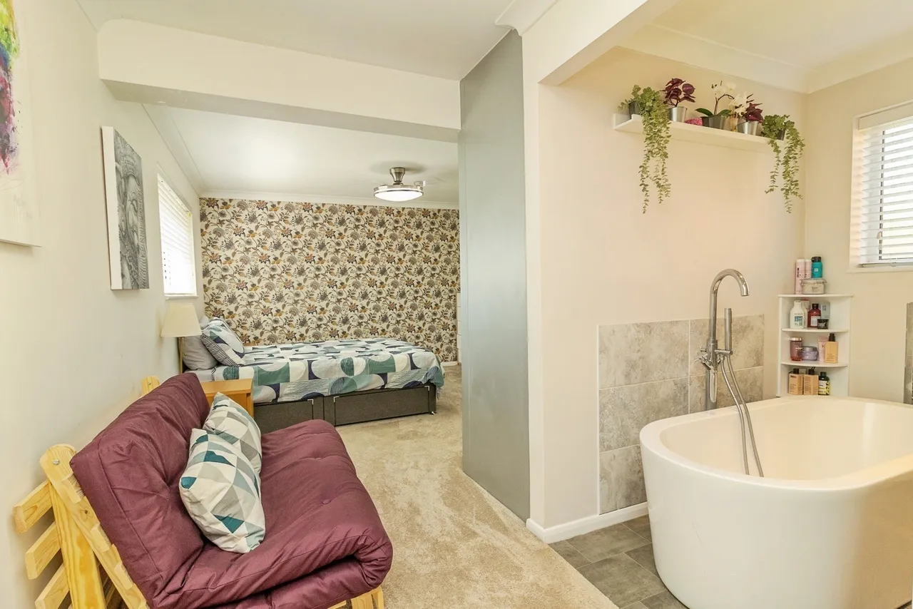 Spring Lane, Great Horwood, MK17, photo 16