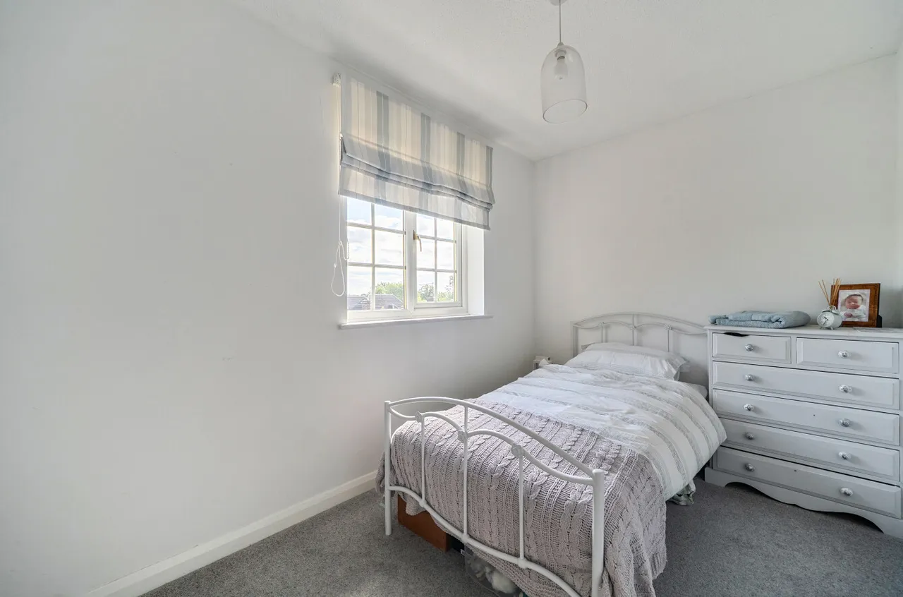 Minchin Green, Binfield, Bracknell, Berkshire, RG42 5JW, photo 20