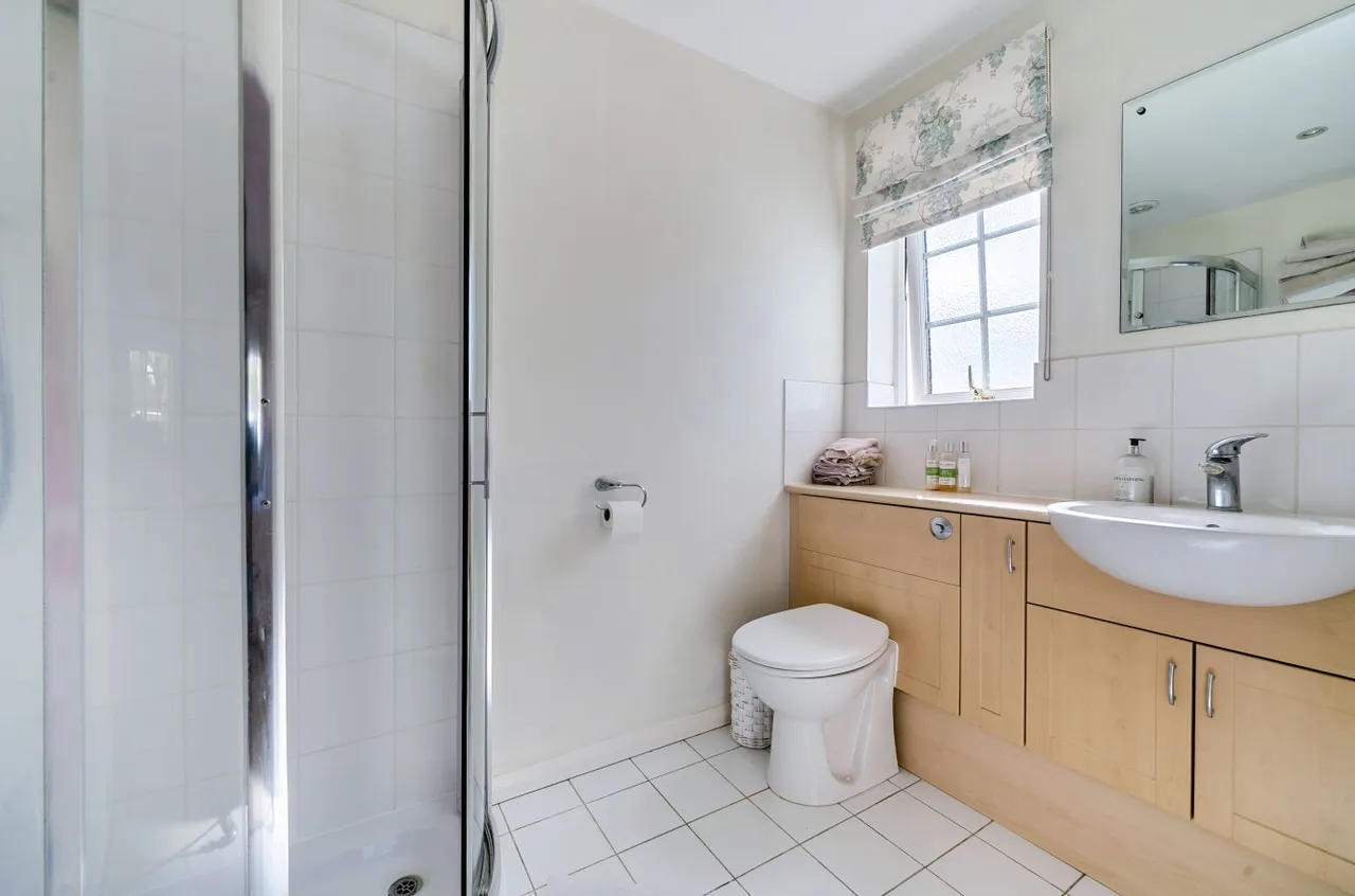 Minchin Green, Binfield, Bracknell, Berkshire, RG42 5JW, photo 15