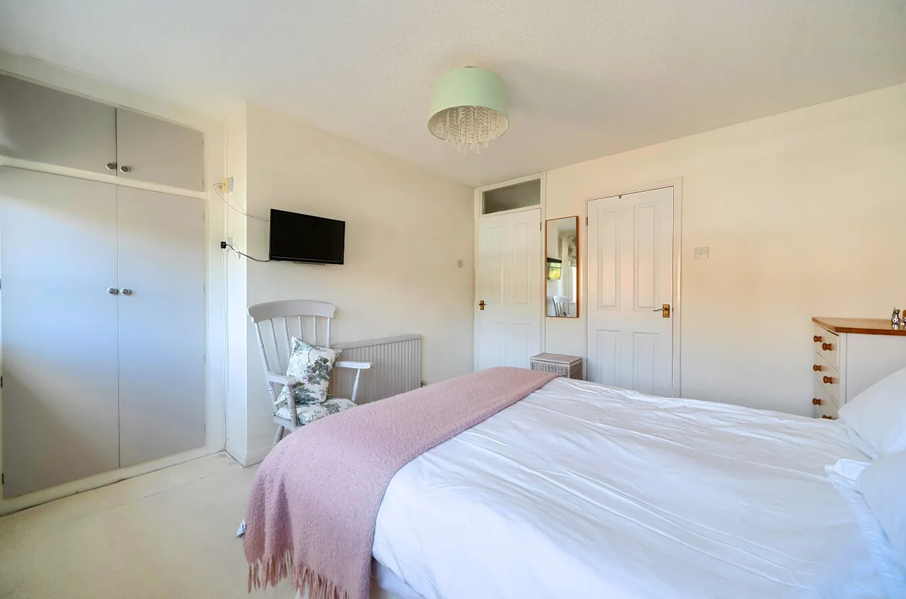 Minchin Green, Binfield, Bracknell, Berkshire, RG42 5JW, photo 14